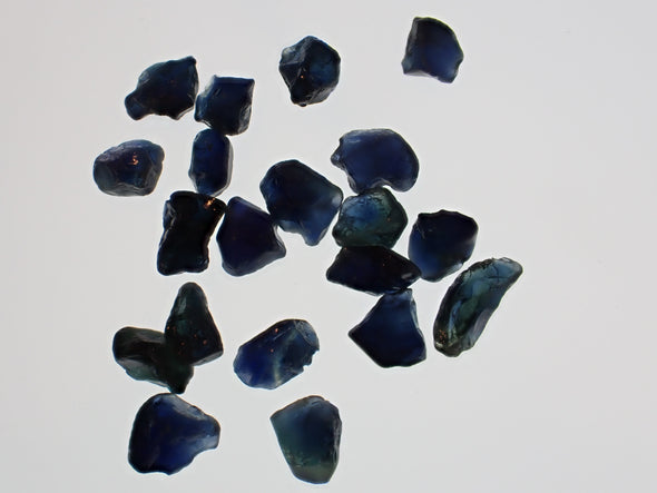 50 tcw Aussie Sapphire Blind Pour 2-3cts Stones