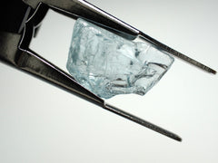 7.6ct  of Fine Medium Blue Aquamarine