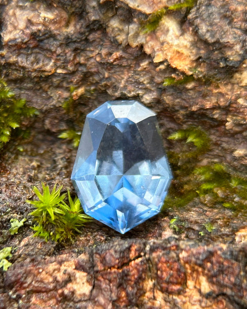 3.15 ct Blue-grey “Blueberry” Spinel